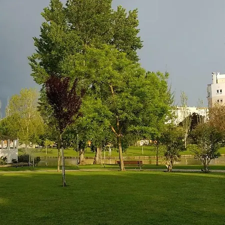 Casa70 3* 塞图巴尔