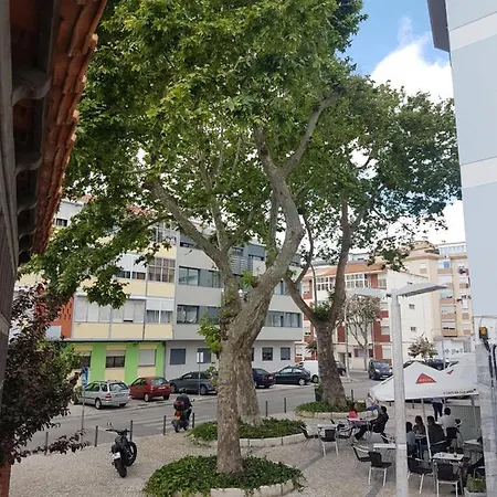 Casa70 Penzion Setúbal